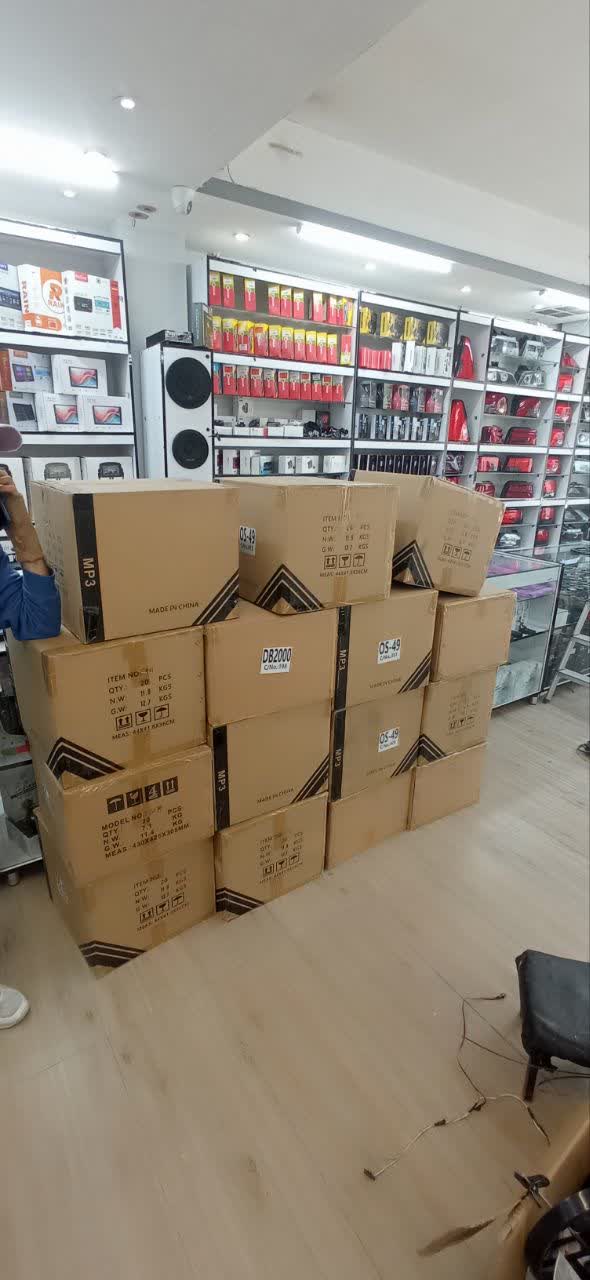 پخش خدمات سیستم صوتی خودرو کافه اسپرت سرلک در اصفهان